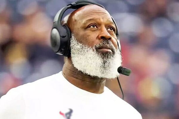 Lovie Smith Wiki (Jan 2023) Age, Biography, Date of Birth, Net Worth 2023, Ethnicity, Height, Family & More